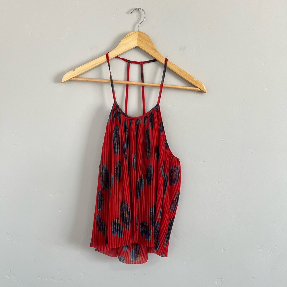 Kimchi blu | Red Strappy Floral Pleated Top